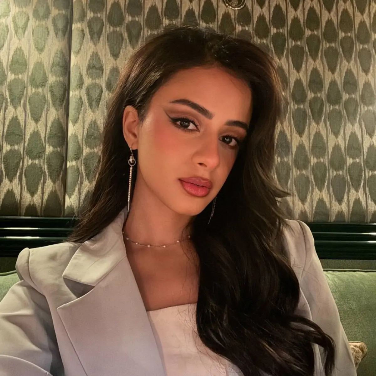 Profile image 6